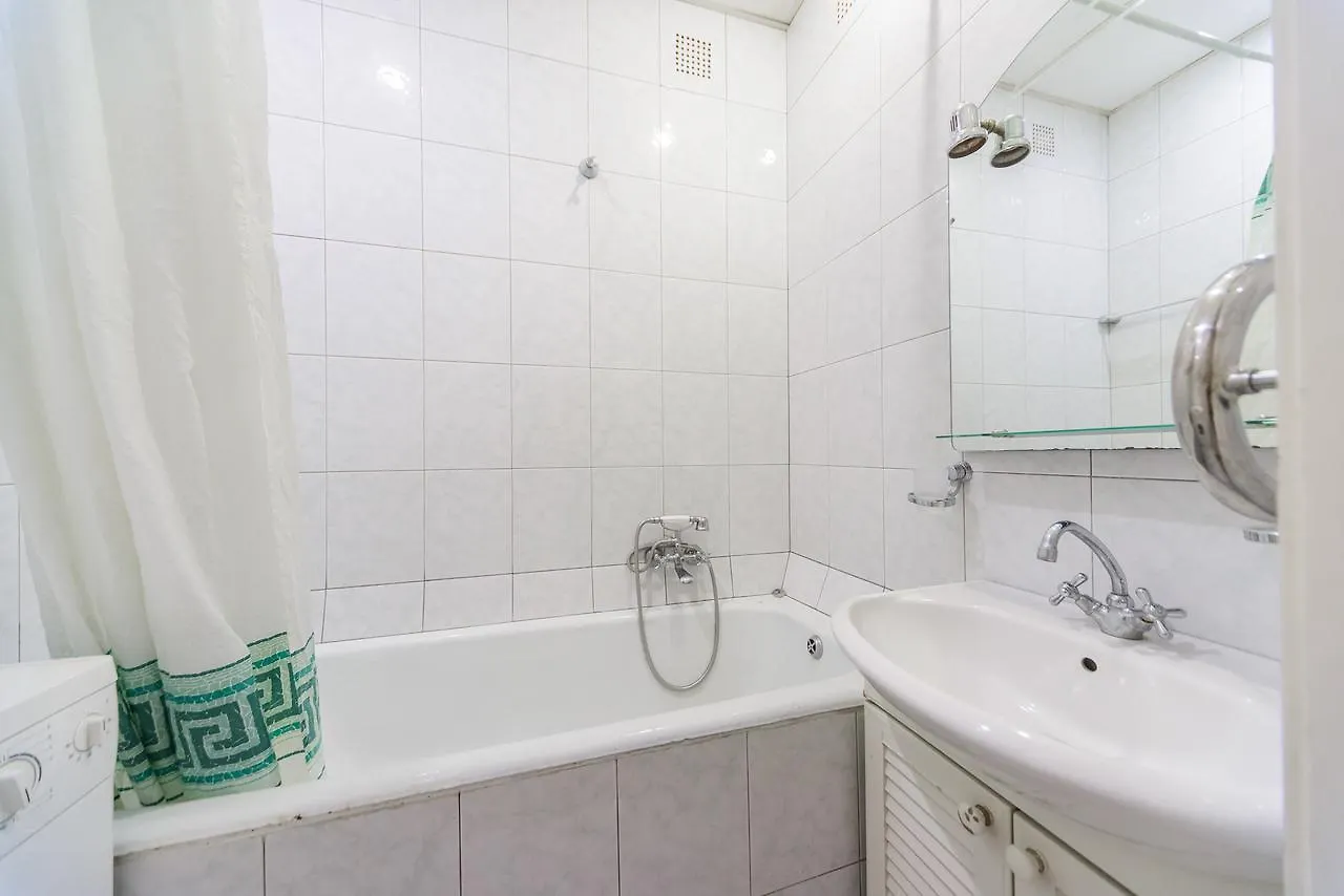 Apartment Near Olympic Stadium Kyiv