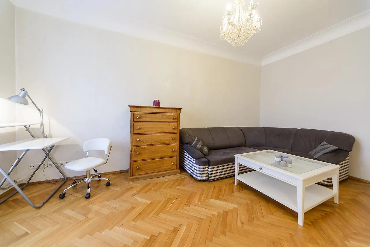 Apartment Near Olympic Stadium Kyiv